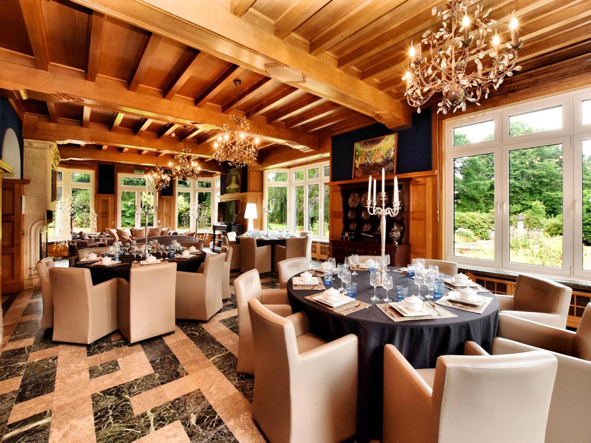 Vila Luxurious Castle With Hot Tub In The Belgian Jamoigne Exteriér fotografie